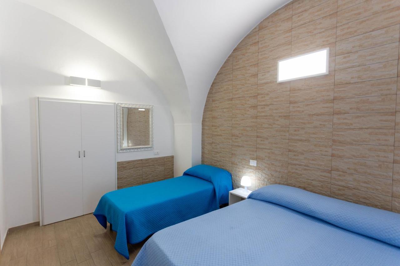Z'Bass Rooms Termoli Exteriör bild